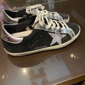 Golden Goose Sneakers